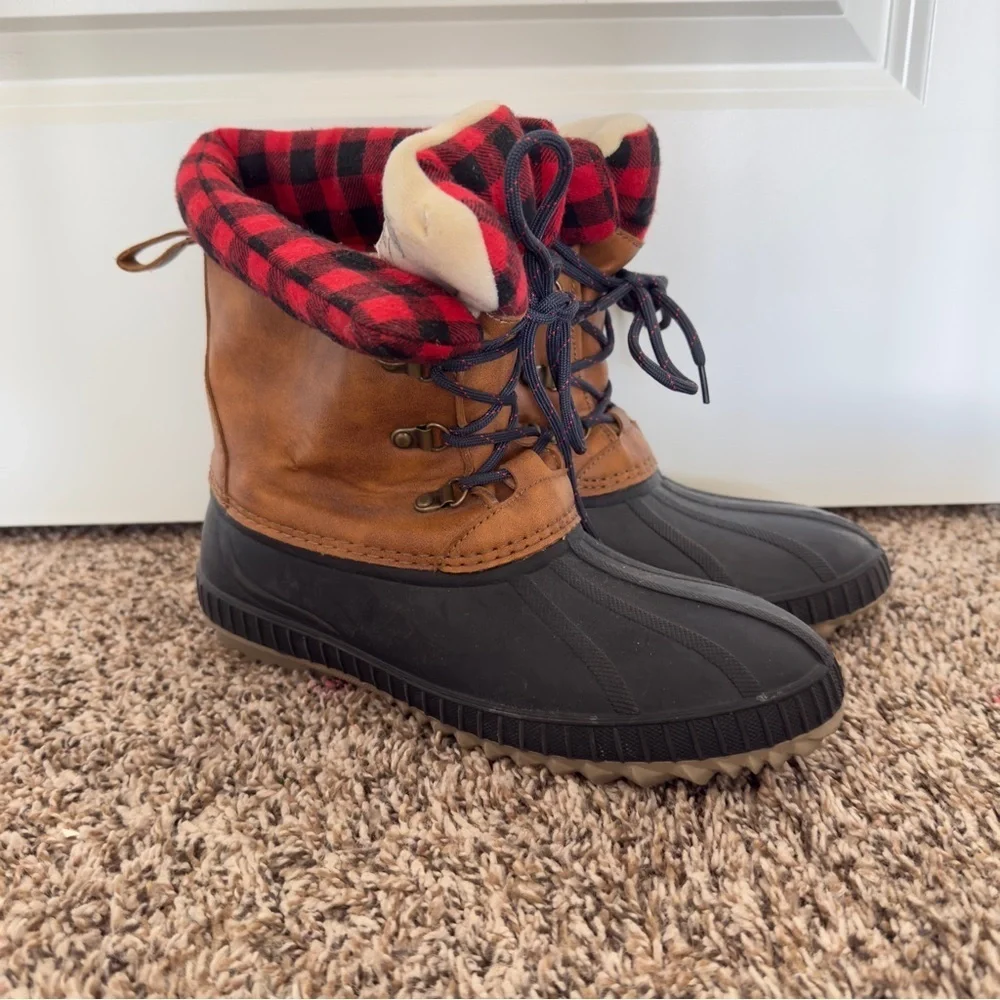 GAP Kids Lined Lace-Up Duck Boots Size 5/6